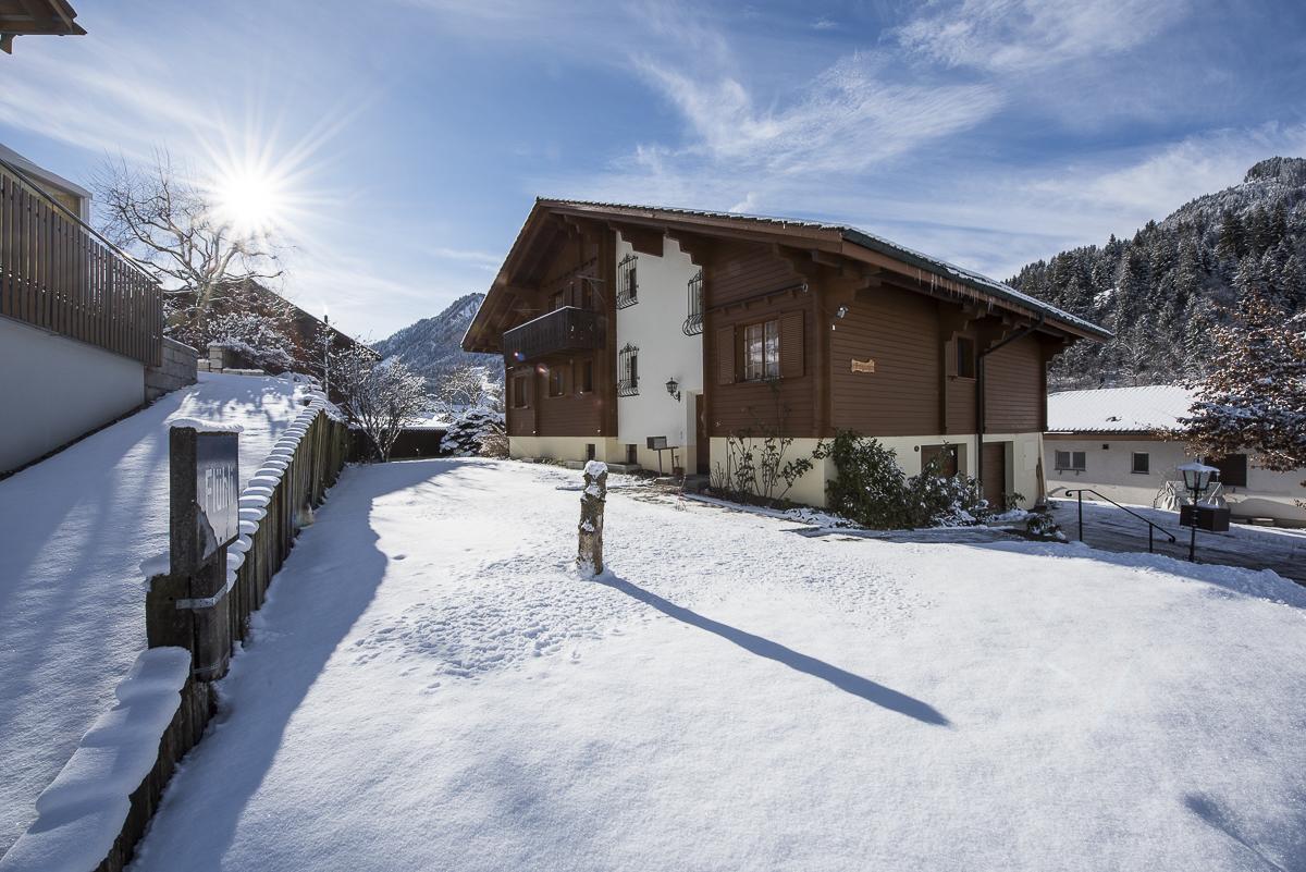 Apartmenthaus Kreuzbuche Fluehli ภายนอก รูปภาพ