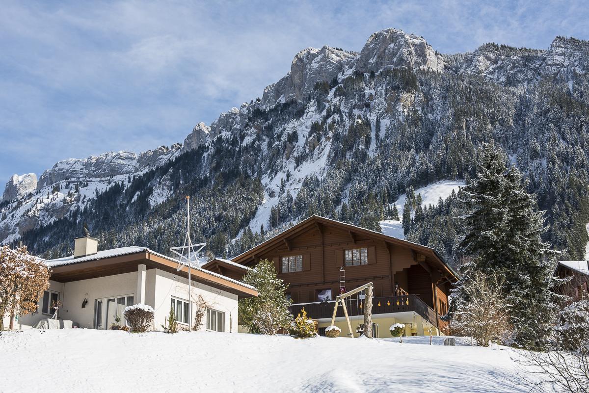 Apartmenthaus Kreuzbuche Fluehli ภายนอก รูปภาพ