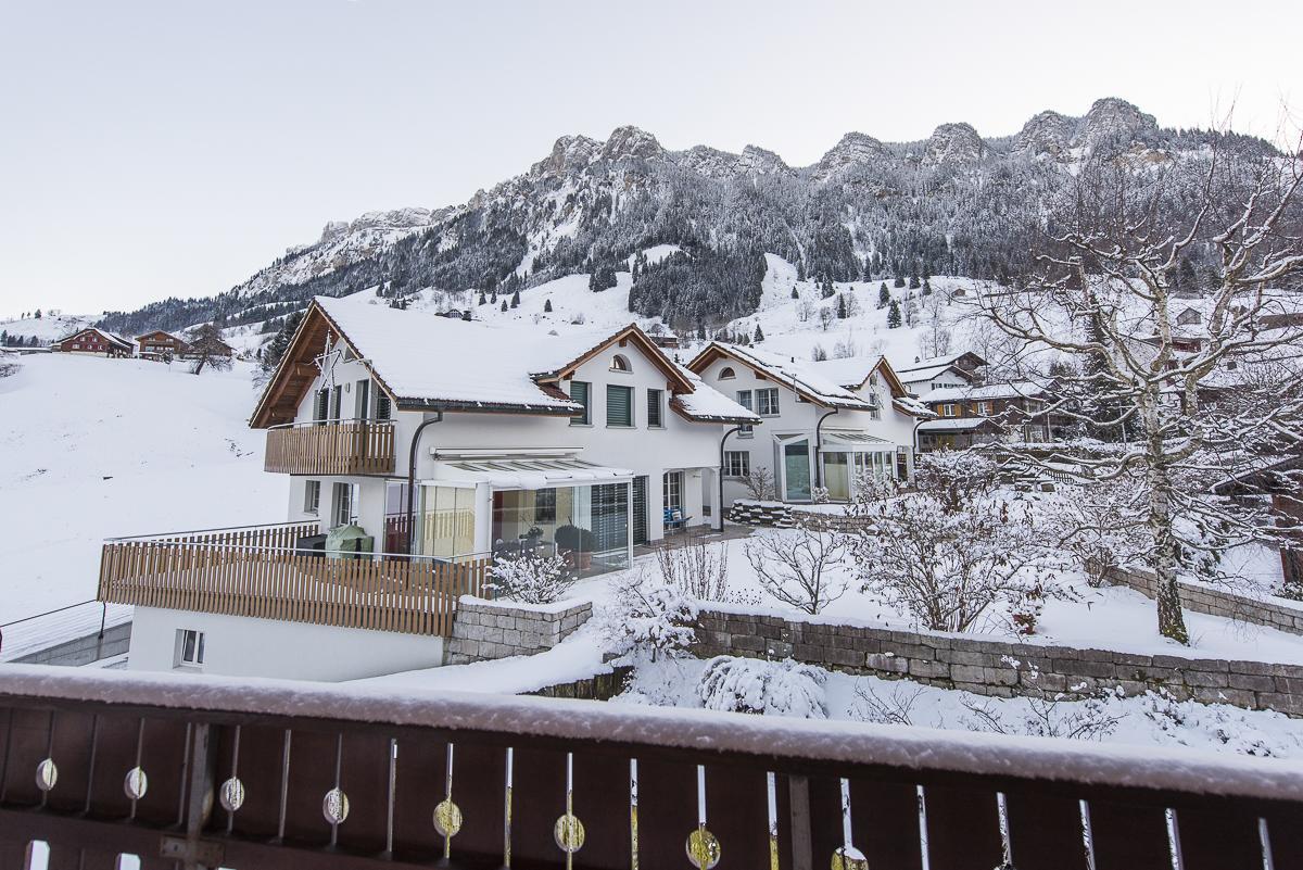 Apartmenthaus Kreuzbuche Fluehli ภายนอก รูปภาพ